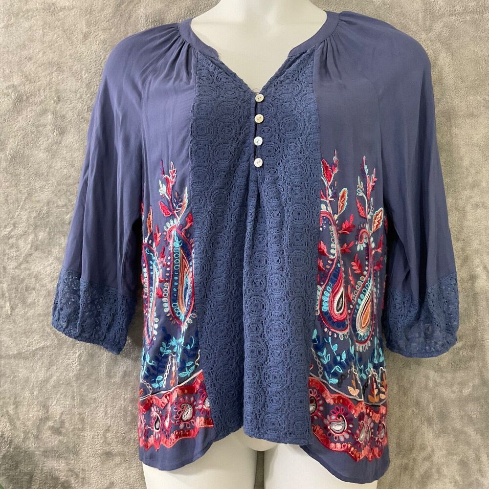 Figueroa & Flower Anthropologie Embroidered Blouse top women’s M Blue Floral